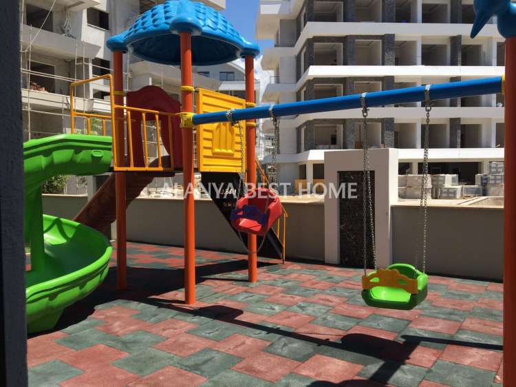 OBA'DA FULL AKTİVİTELİ SİTE İÇERİSİNDE SIFIR EŞYALI 1+1 SATILIK SIFIR DAİRE